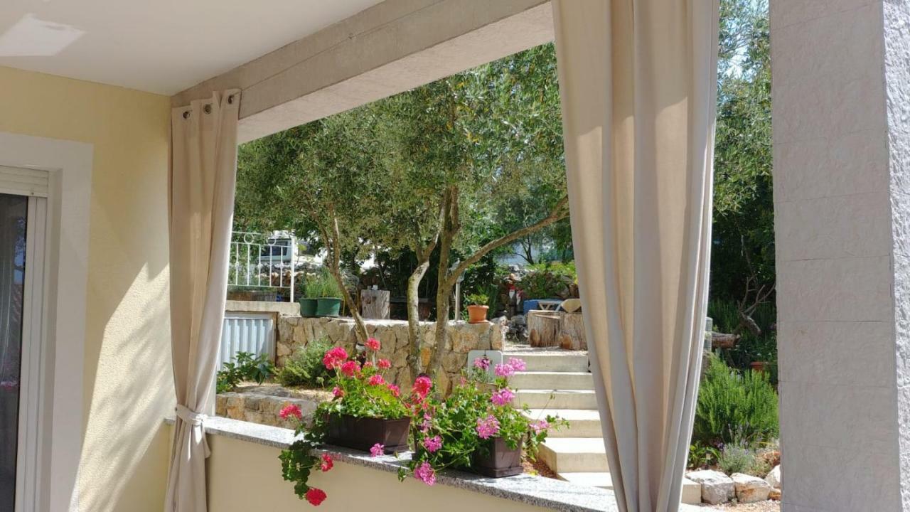 Apartments Olea Pinezići Eksteriør bilde