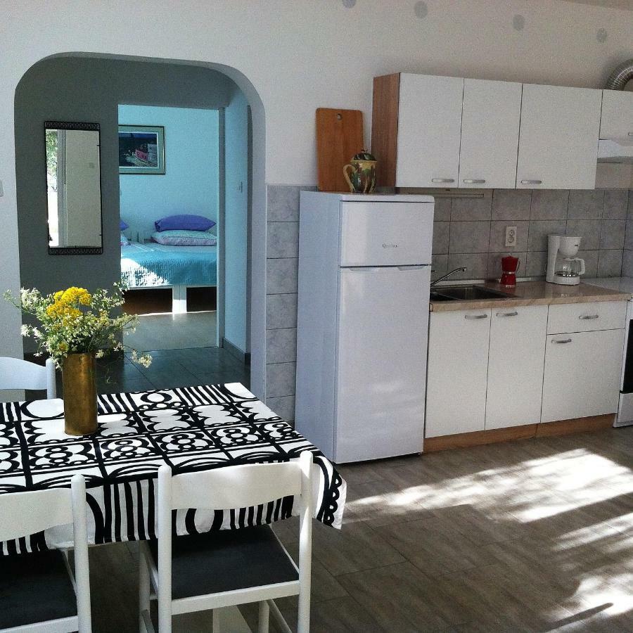 Apartments Olea Pinezići Eksteriør bilde