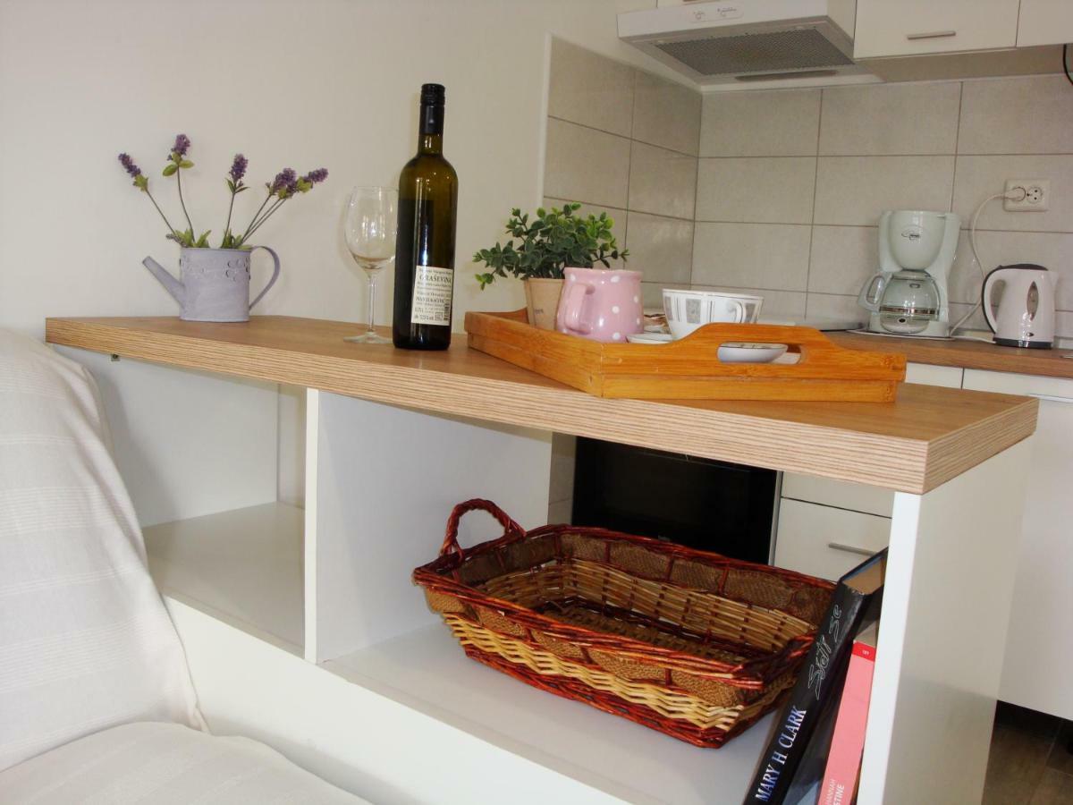 Apartments Olea Pinezići Eksteriør bilde