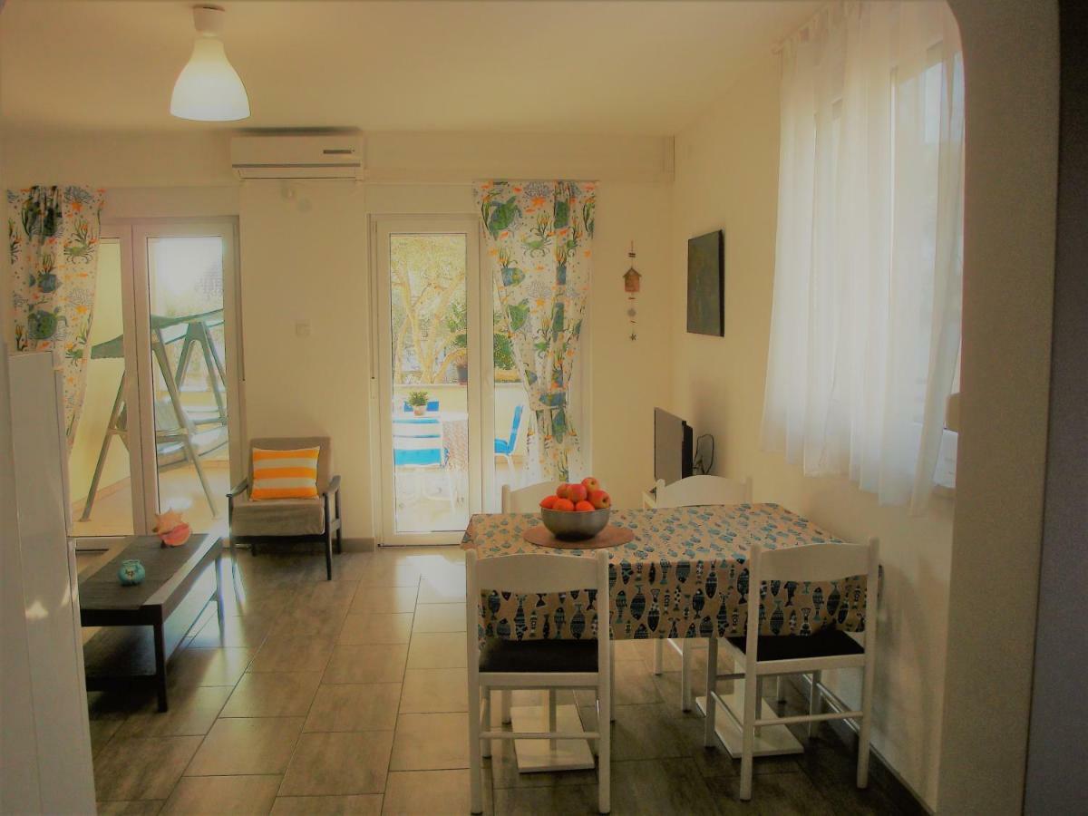Apartments Olea Pinezići Eksteriør bilde